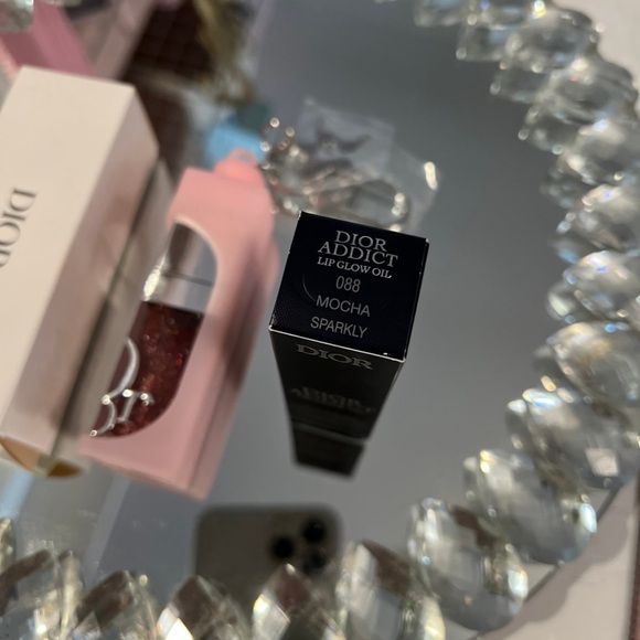 Dior Addict Lip Glow Oil in Mocha - Pink Lip Holder/Keychain - Picture 3 of 4